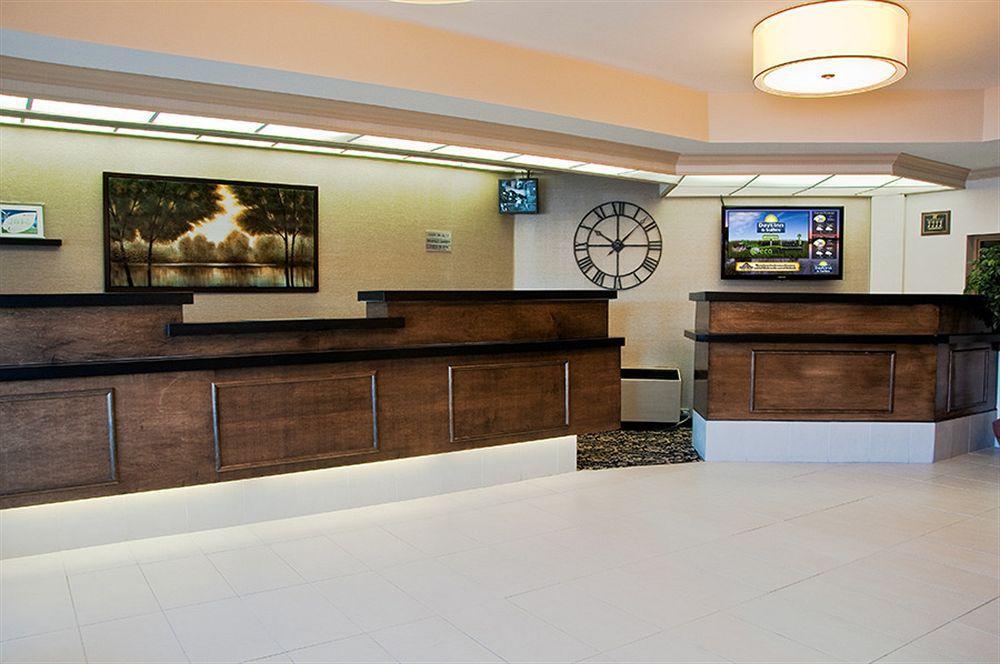 Days Inn & Suites By Wyndham Sault Ste. Marie On Εξωτερικό φωτογραφία