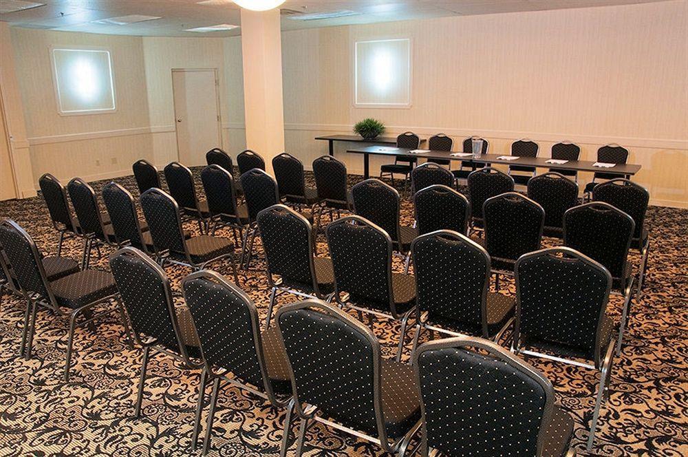 Days Inn & Suites By Wyndham Sault Ste. Marie On Εξωτερικό φωτογραφία
