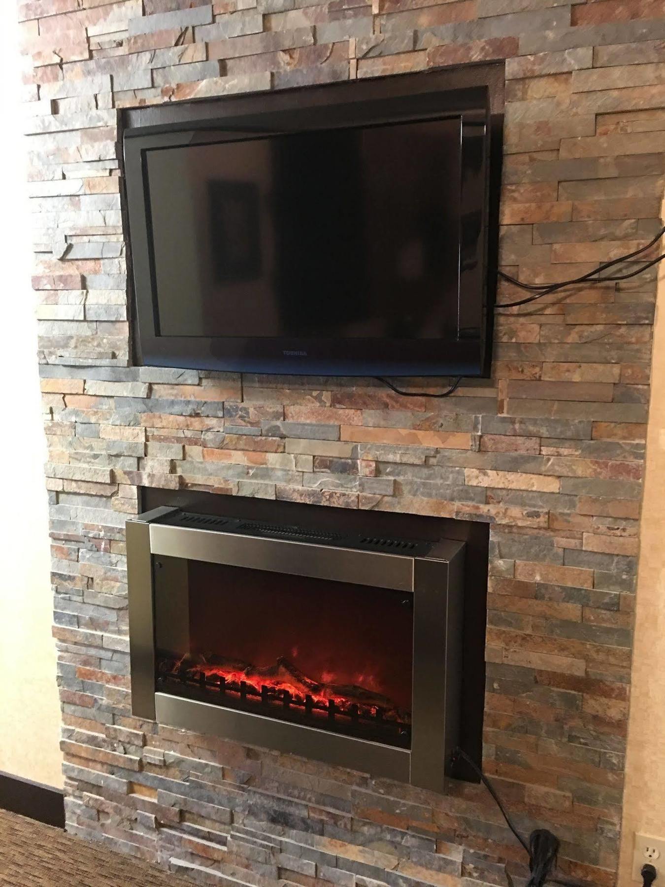 Days Inn & Suites By Wyndham Sault Ste. Marie On Εξωτερικό φωτογραφία