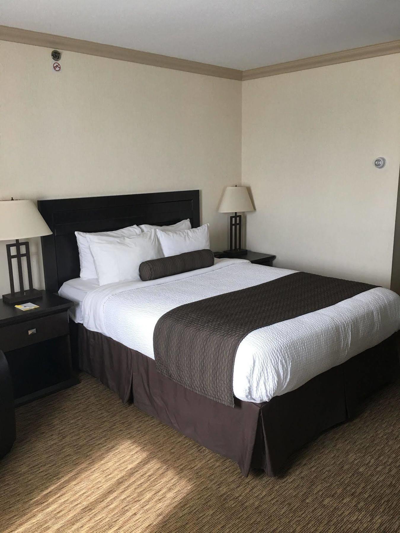 Days Inn & Suites By Wyndham Sault Ste. Marie On Εξωτερικό φωτογραφία